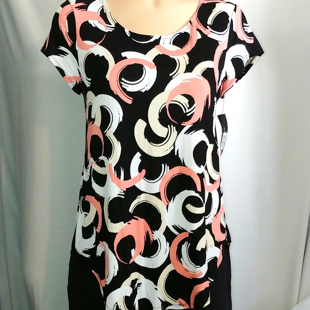 Alfani abstract short sleeve blouse.